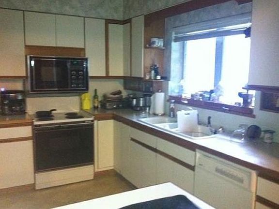 2nd image of 1259 Asturia Ave