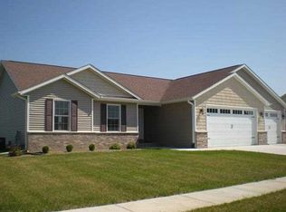 630 N 6th St Cir, Princeton, IA 52768
