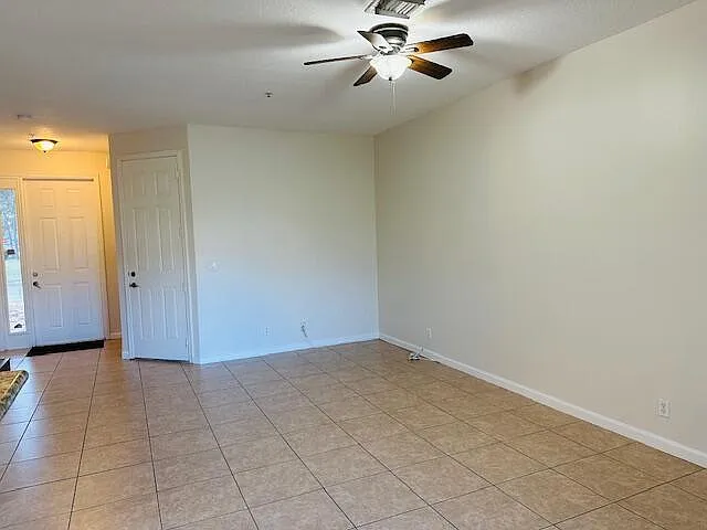 4390 Berkshire Wharf Dr — Photo 28