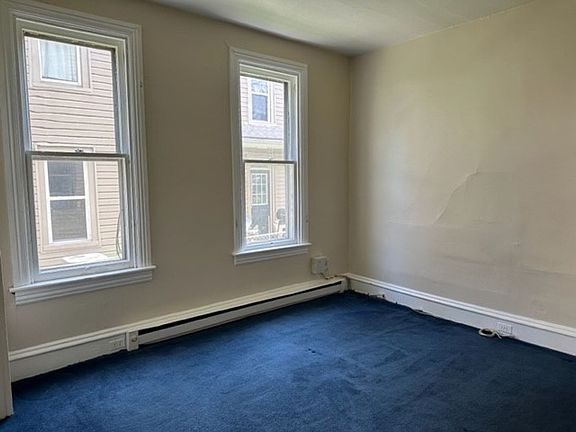 4th image of 418 3rd St Floor 1