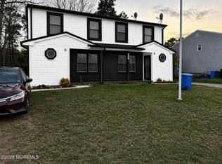 233 Leeward Rd #B, Manahawkin, NJ 08050