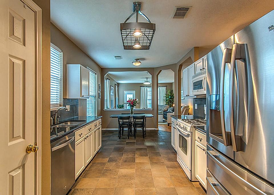 1st image of 8818 Willow Wilde Dr