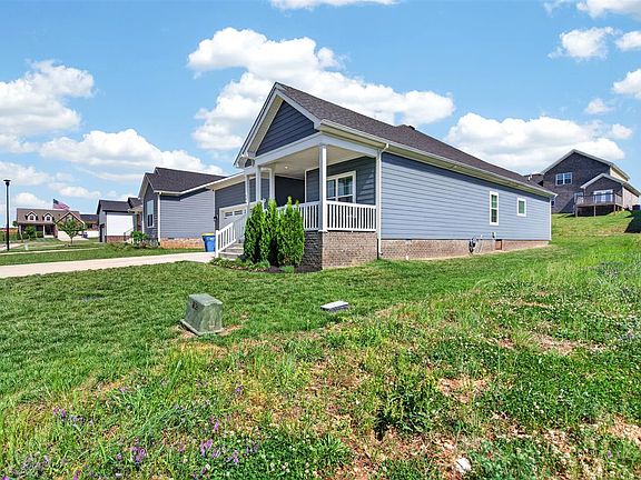 3rd image of 2061 Annapolis Ln
