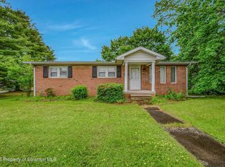 331 Drake St, Old Forge, PA 18518