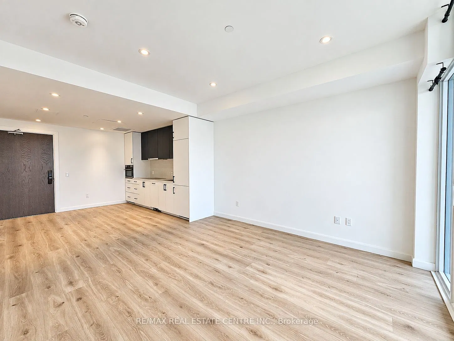 1 bed, $1,900 — Photo 3