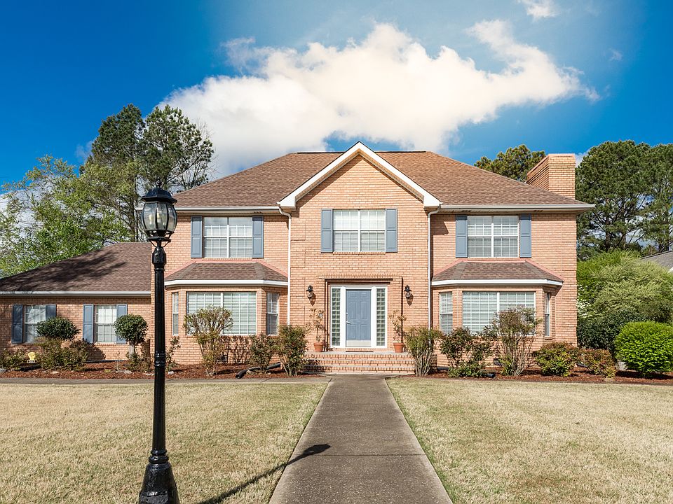 1st image of 303 Westbury Ln