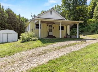 325 W Main St, Reynoldsville, PA 15851