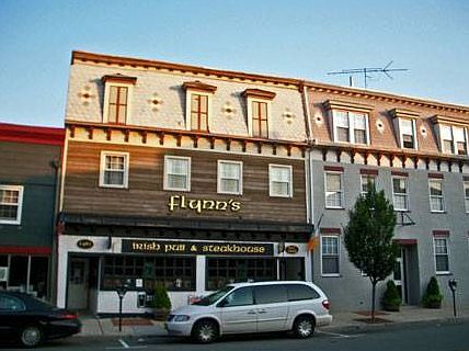 2nd image of 1482 Main St