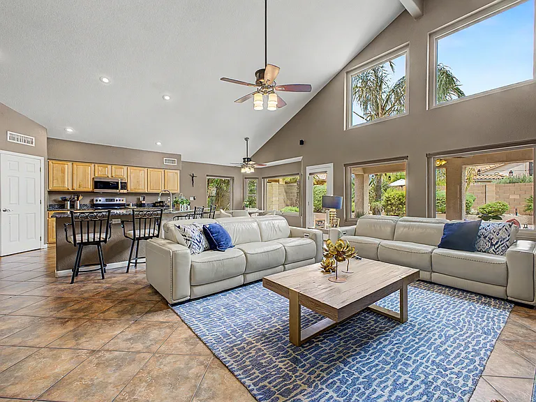 12410 N Echo Valley Dr — Photo 29