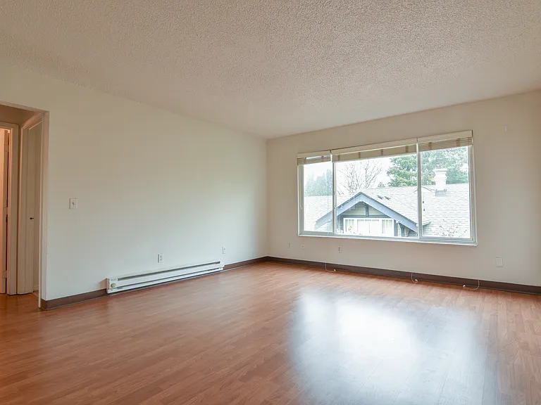 8817 N Edison St — Photo 6
