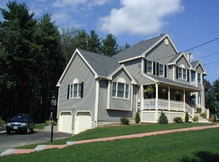 16 Short St, Reading, MA 01867