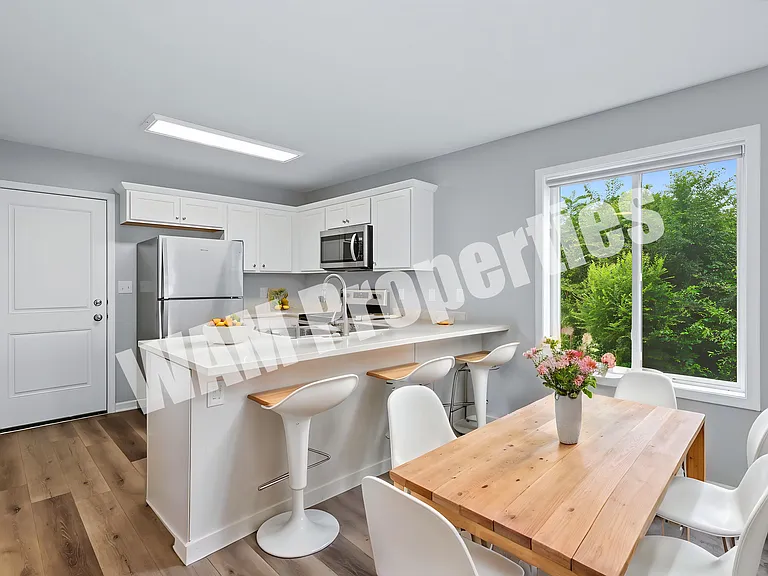 5132 NW Torgerson Dr — Photo 7