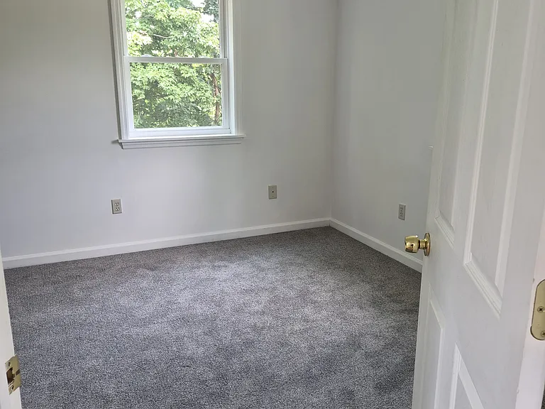 49 Maple Ave — Photo 13