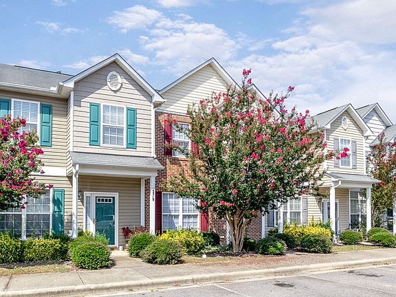 4th image of 8321 Glenwood Springs Ct #1