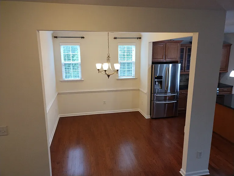5736 Hurkett Ct — Photo 5