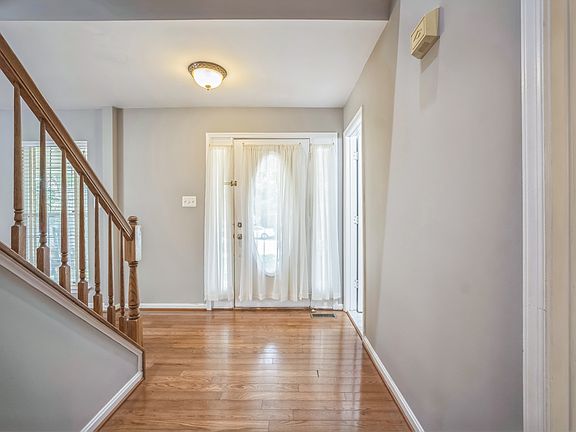 5th image of 43168 Wintergrove Dr
