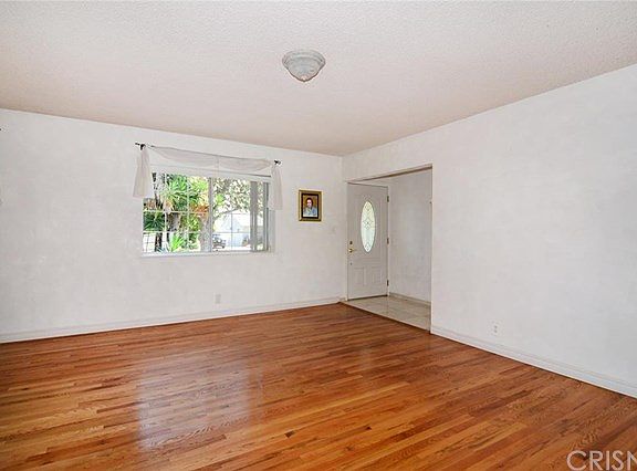 4th image of 6213 Costello Ave
