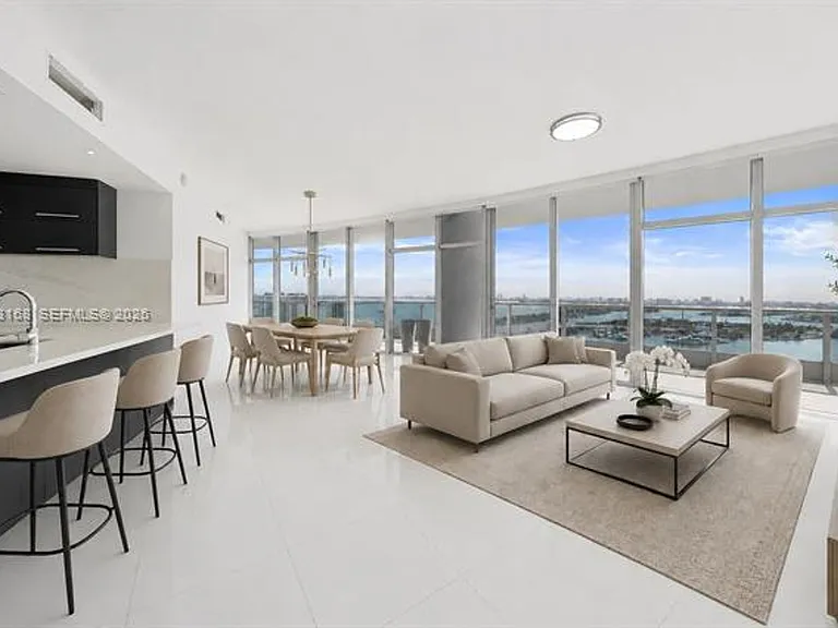 900 Biscayne Blvd #4006 — Photo 3