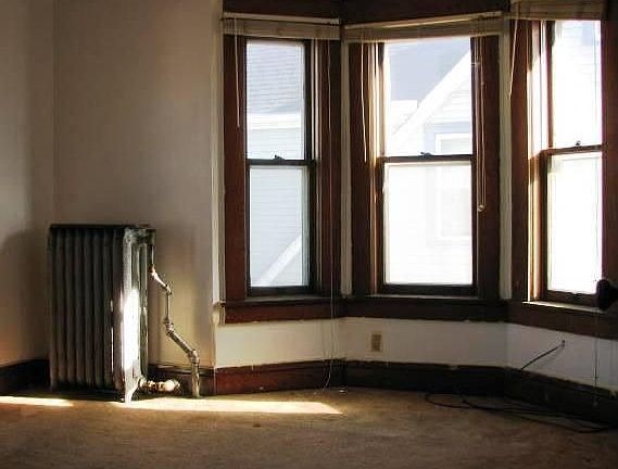 4th image of 191 Sherburne Ave