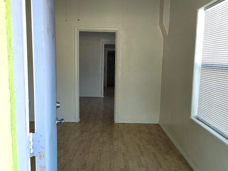 769 N Anita Ave #B — Photo 11