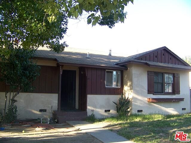 2nd image of 2423 Michael Pl