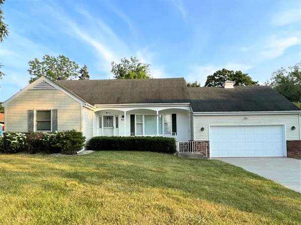 605 Old Orchard Rd, Harvard, IL 60033