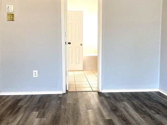 5th image of 11632 Snyder Dr