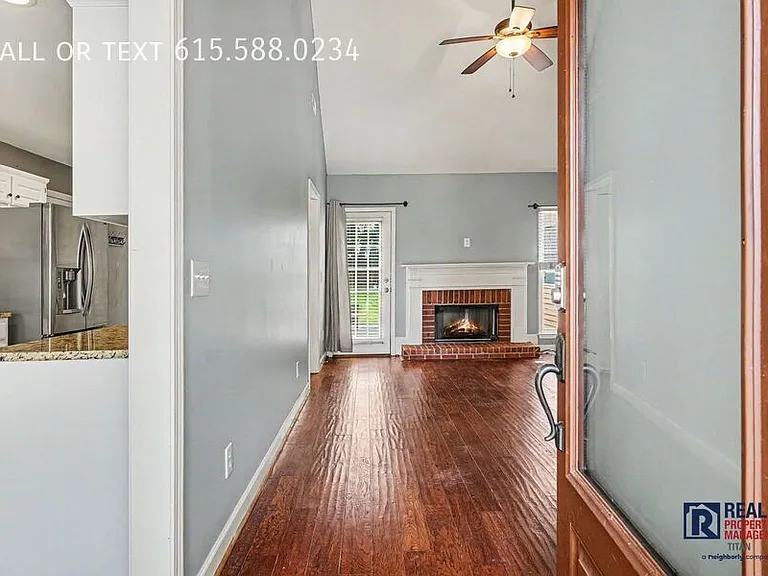 2804 Scoville Ln — Photo 3