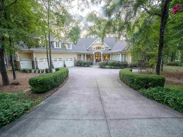 750 Cherokee Ridge Dr, Union Grove, AL 35175
