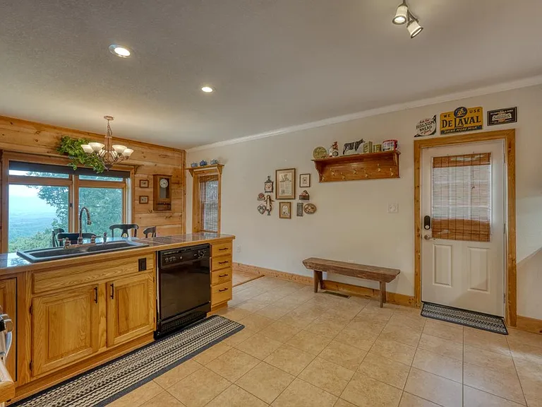 358 Kellie Drive II #II — Photo 24