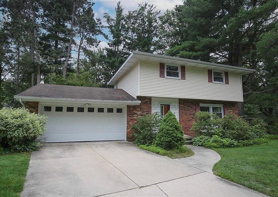 1st image of 1425 Dilloway Dr