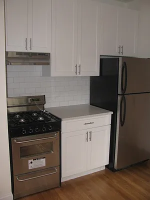 Rented by PMG Real Estate  | media 38