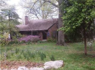 41 Sterling Rd, Louisville, KY 40220