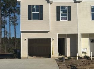 114 Crab Claw Spit Ln, Jacksonville, NC 28546