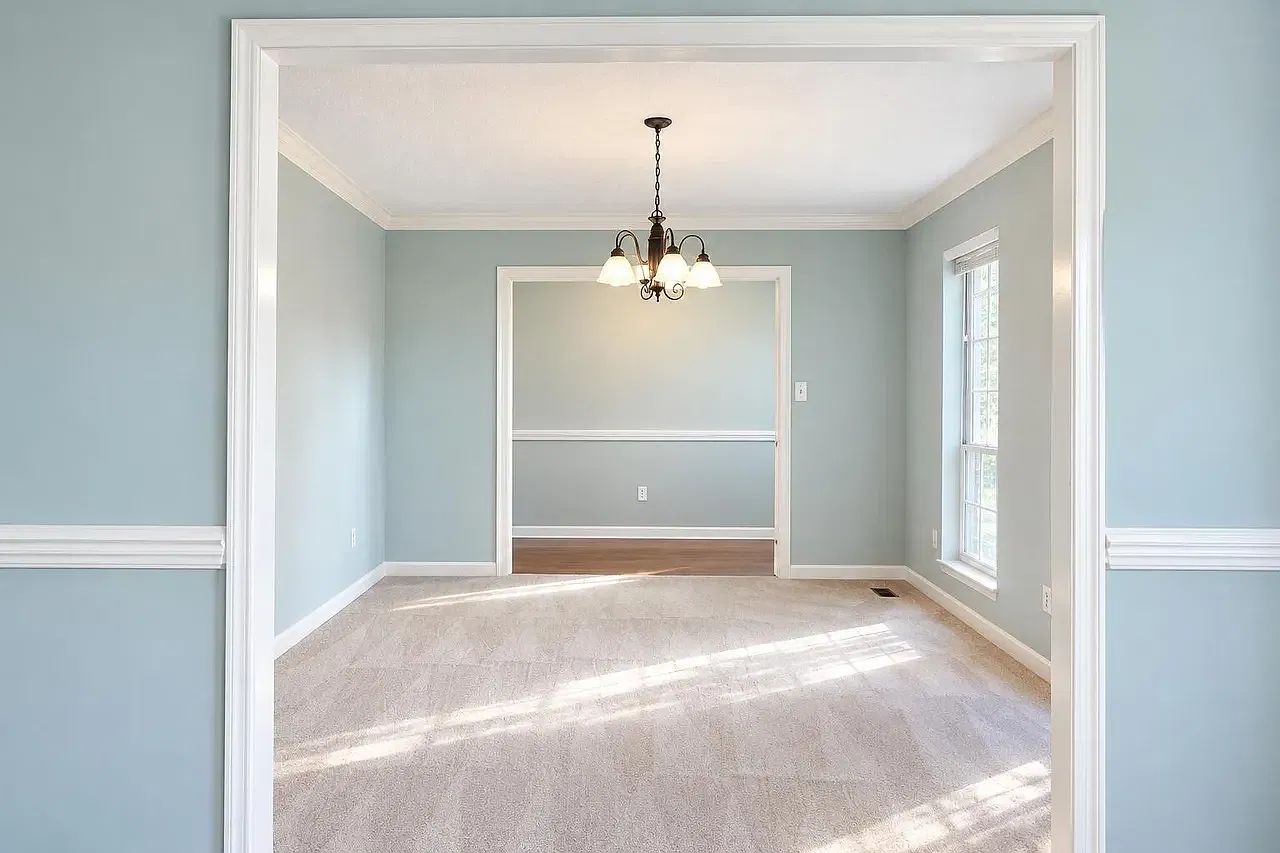 4 bed, 2832 sqft, $2,800 — Photo 1