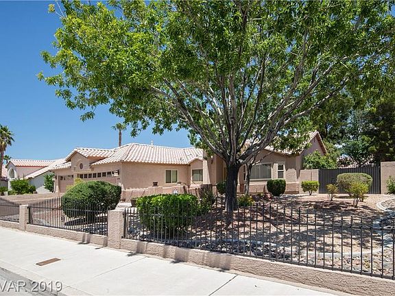 2nd image of 6308 Shadow Glen Ln