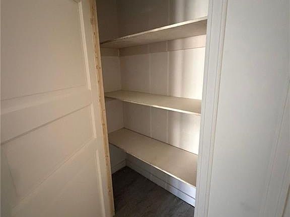 5th image of 449 Hazel St #7