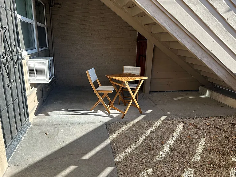 65 Caliente Street — Photo 25