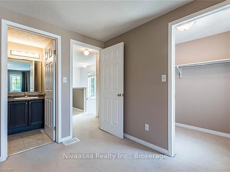 110 Activa Ave #D21 — Photo 21