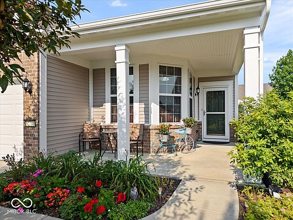 3rd image of 12798 Arista Ln