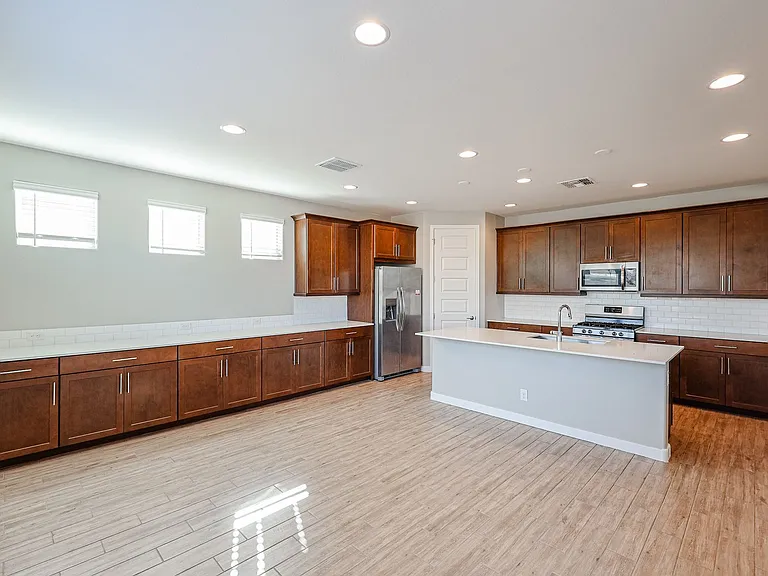 9132 W Glenrosa Ave — Photo 7