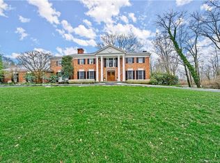 42 Dunning Rd, New Canaan, CT 06840