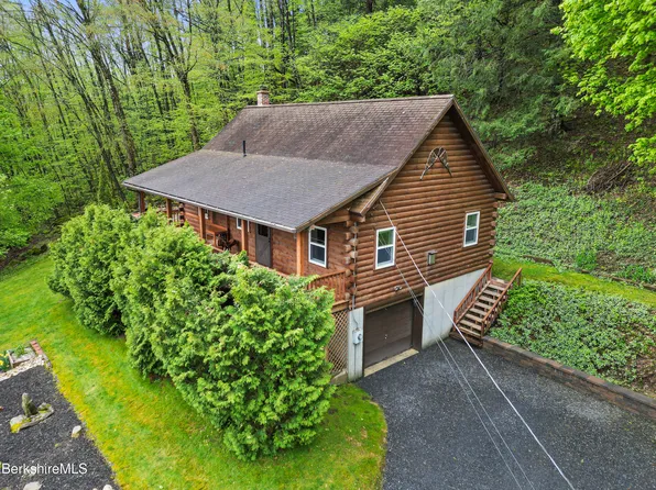 581 State St, North Adams, MA 01247