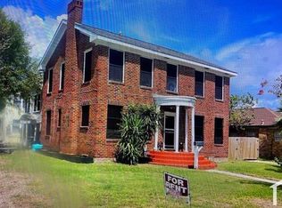 4328 Avenue T, Galveston, TX 77550