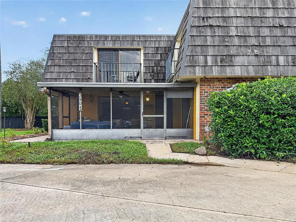 2 bed, 2.5 bath, 1288 sqft, $1,625 — Photo 1