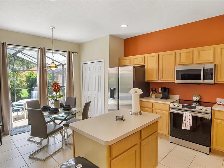 134 Sevilla Ave — Photo 7