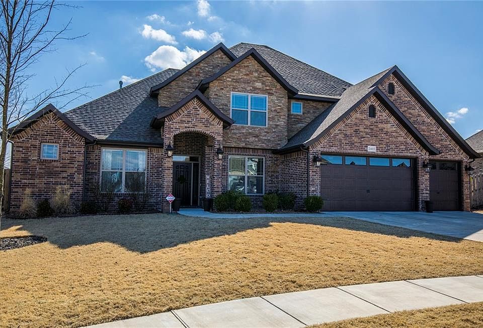 1st image of 2403 McKinley Blvd
