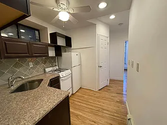 Rented by Best Apartments North Inc