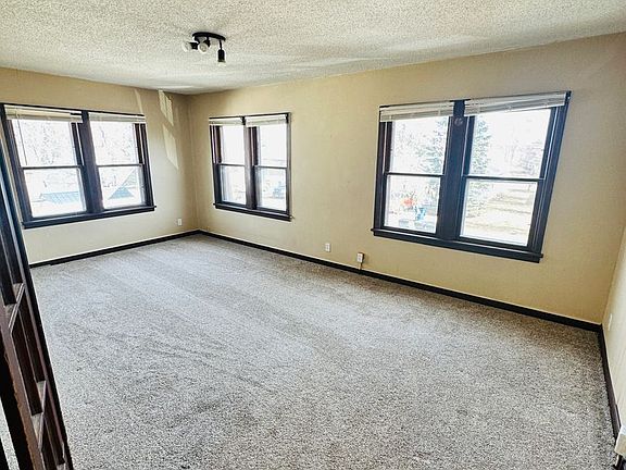 3rd image of 1022 Birchmont Dr NE #3