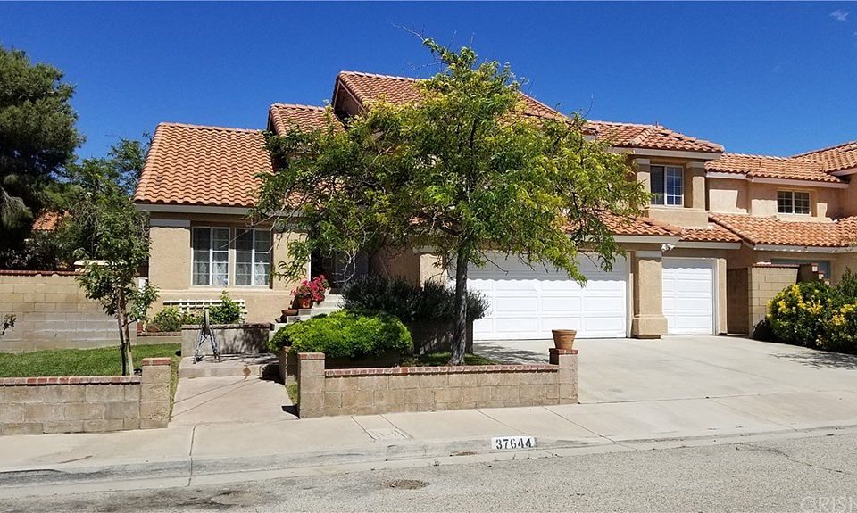 1st image of 37644 Highland Ct